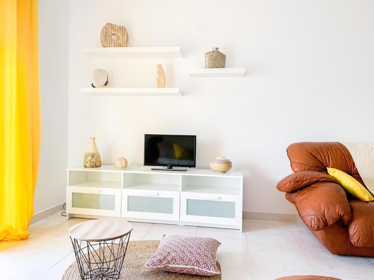 Apartamento T2 Carvoeiro-Lagoa Precos Acessiveis Apartment Exterior photo